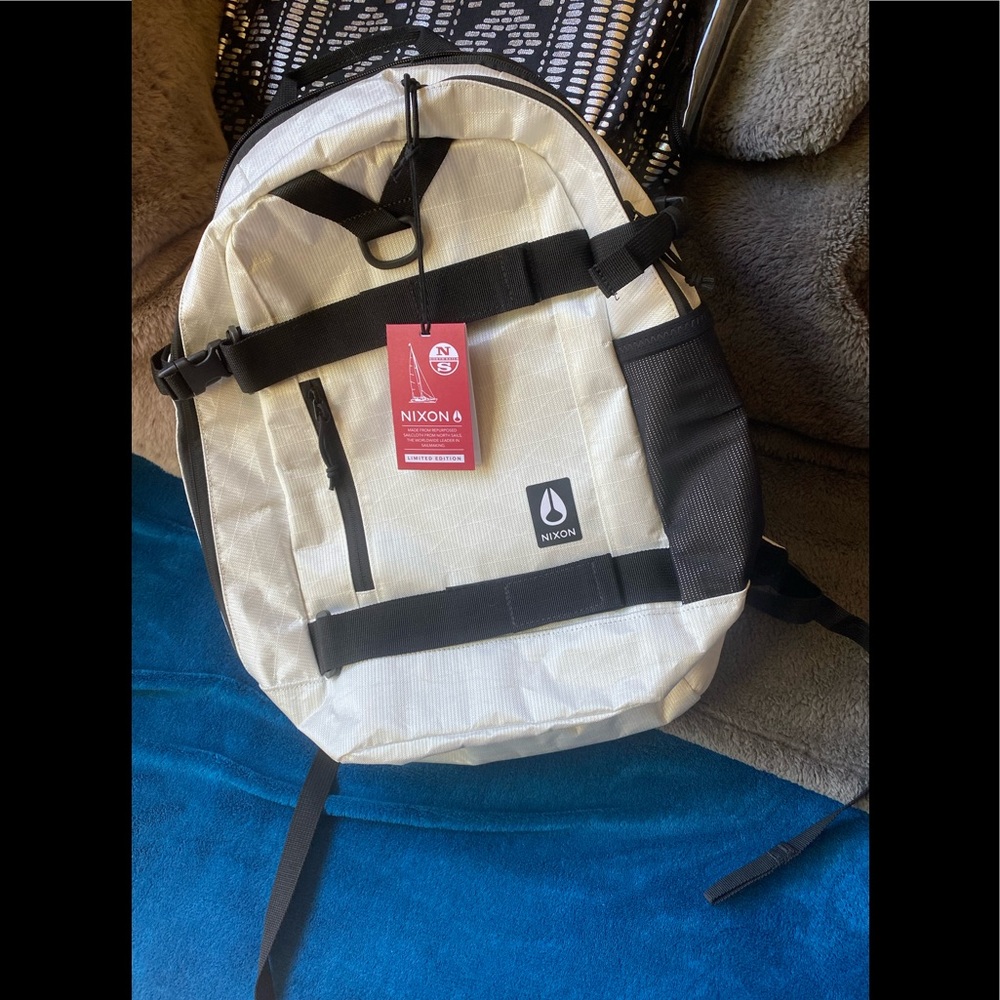 Nixon White and Black Men's Bag